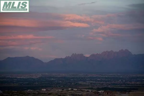 Las Cruces, NM 88007,8147 Constitution RD