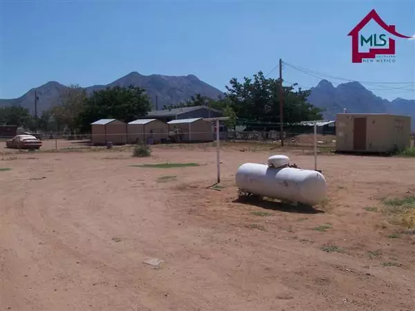 Las Cruces, NM 88012,6710 Brahman RD