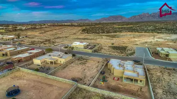 4595 Mesa Central, Las Cruces, NM 88012