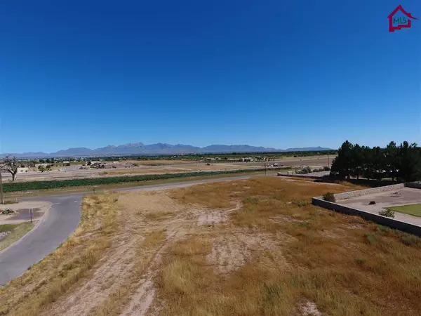 Las Cruces, NM 88005,809 Banna CT