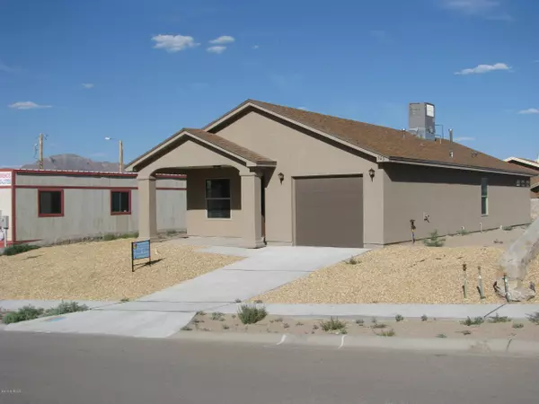 Sunland Park, NM 88063,303 Rio Grande DR