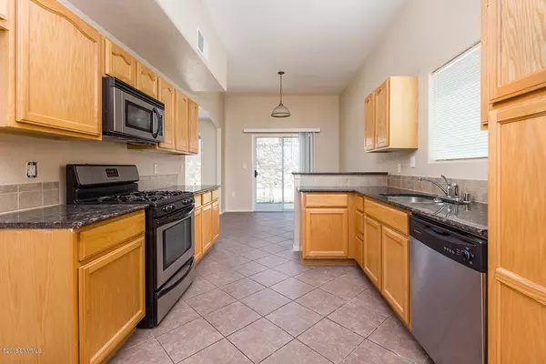 3024 Zacatecas CT, Las Cruces, NM 88012