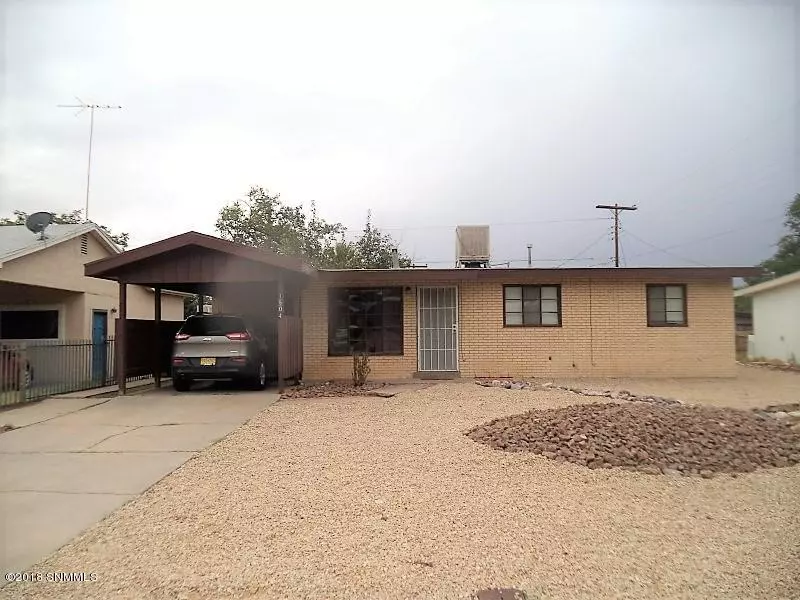 Las Cruces, NM 88001,1504 Stull DR