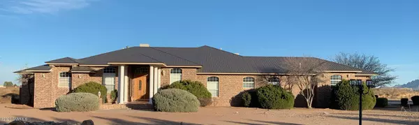 3225 SW Blue Quail RD, Deming, NM 88030