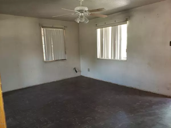 Las Cruces, NM 88001,1025 S Espanola ST