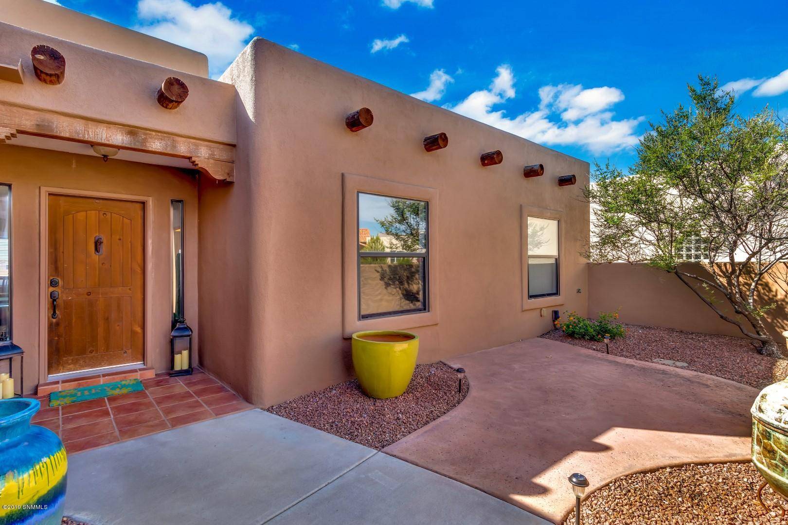 Las Cruces, NM 88011,582 Capistrano CT
