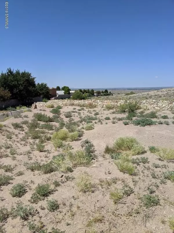 Las Cruces, NM 88011,2804 Maddox LOOP