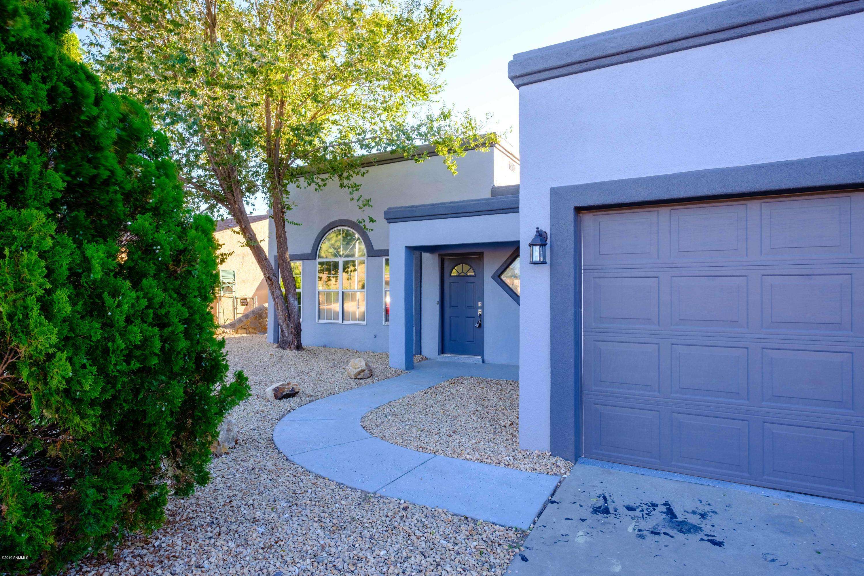 Las Cruces, NM 88005,3708 Mondale LOOP
