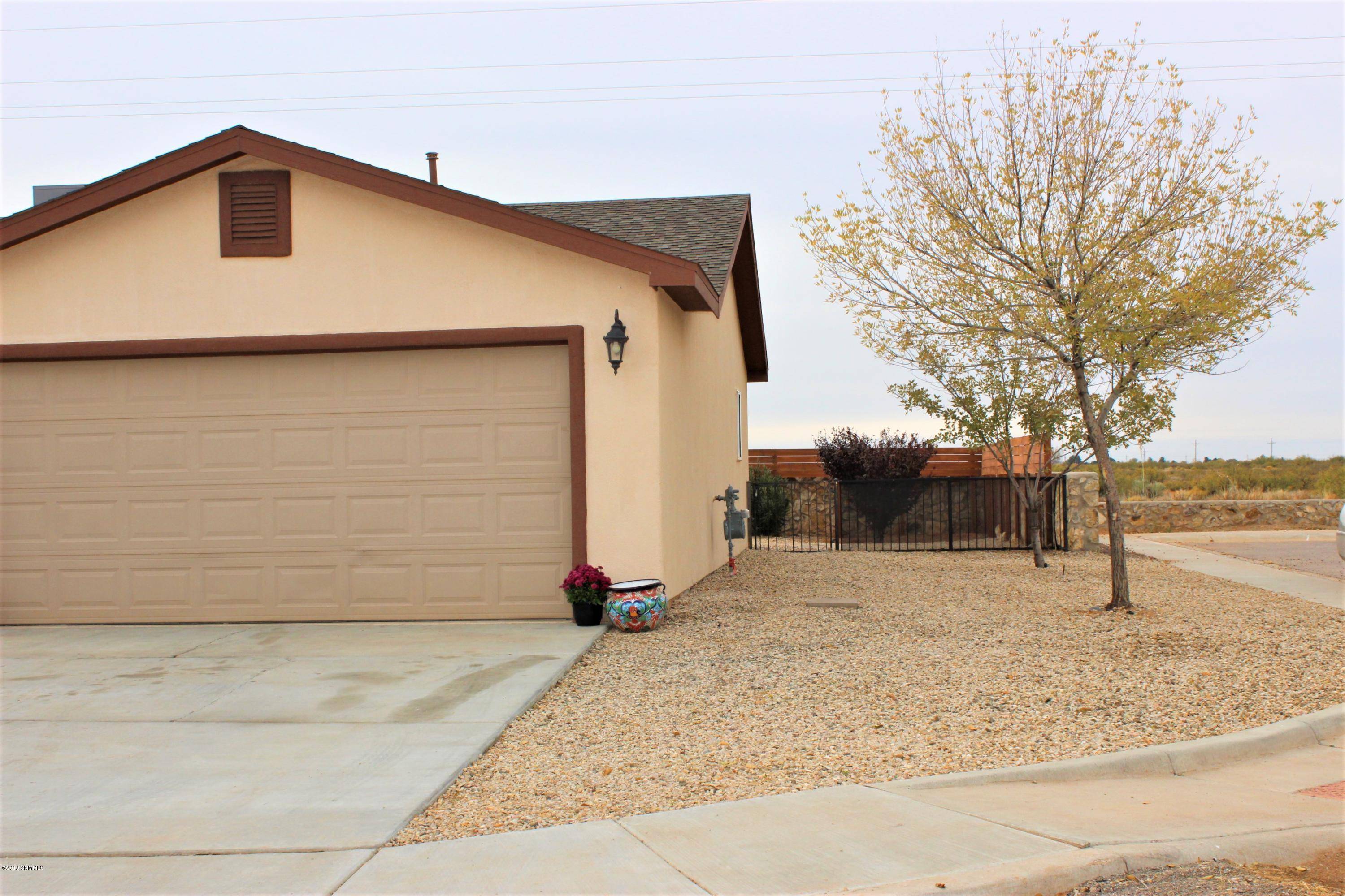 Las Cruces, NM 88012,7890 Inca Dove AVE
