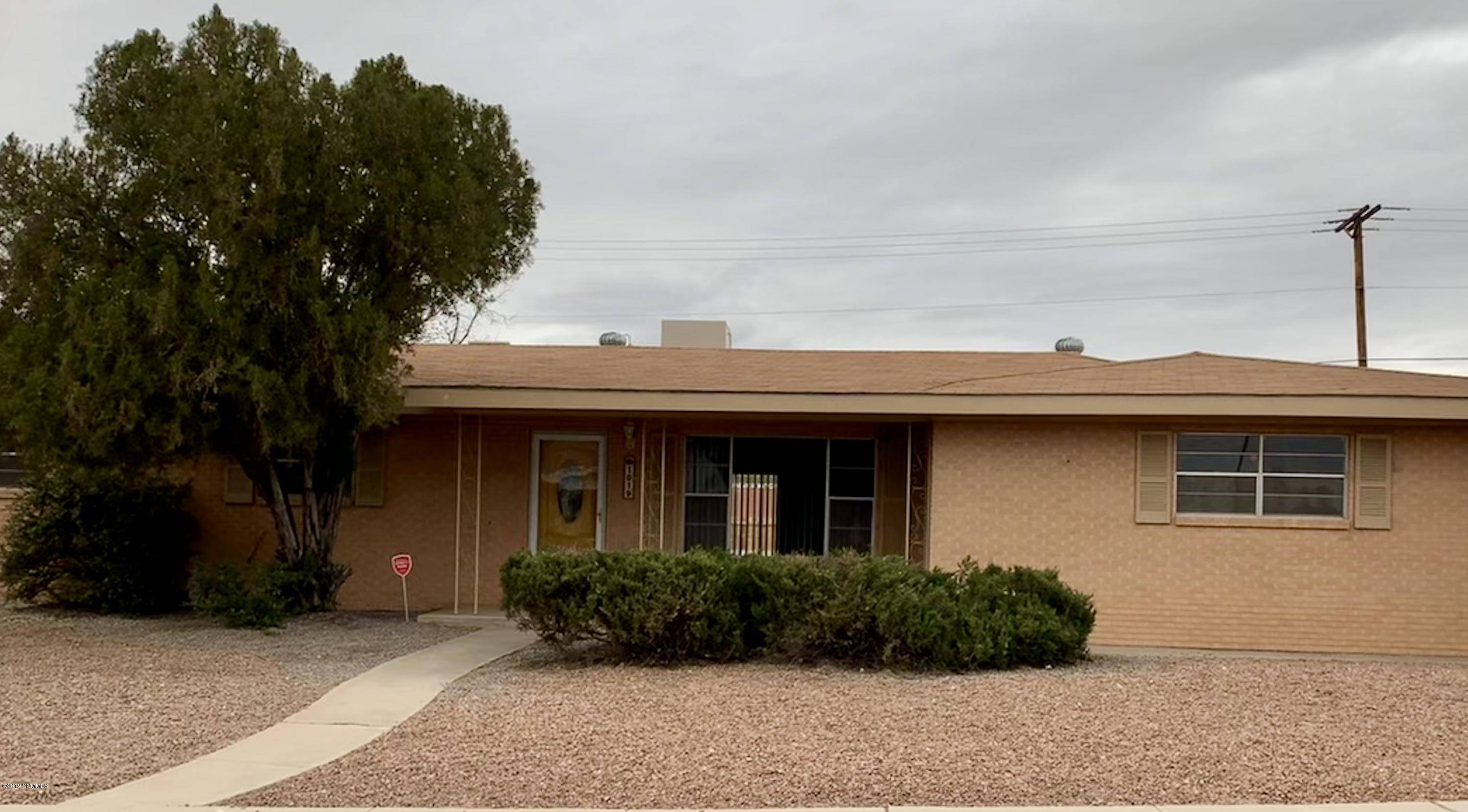 1019 Devendale DR, Las Cruces, NM 88005