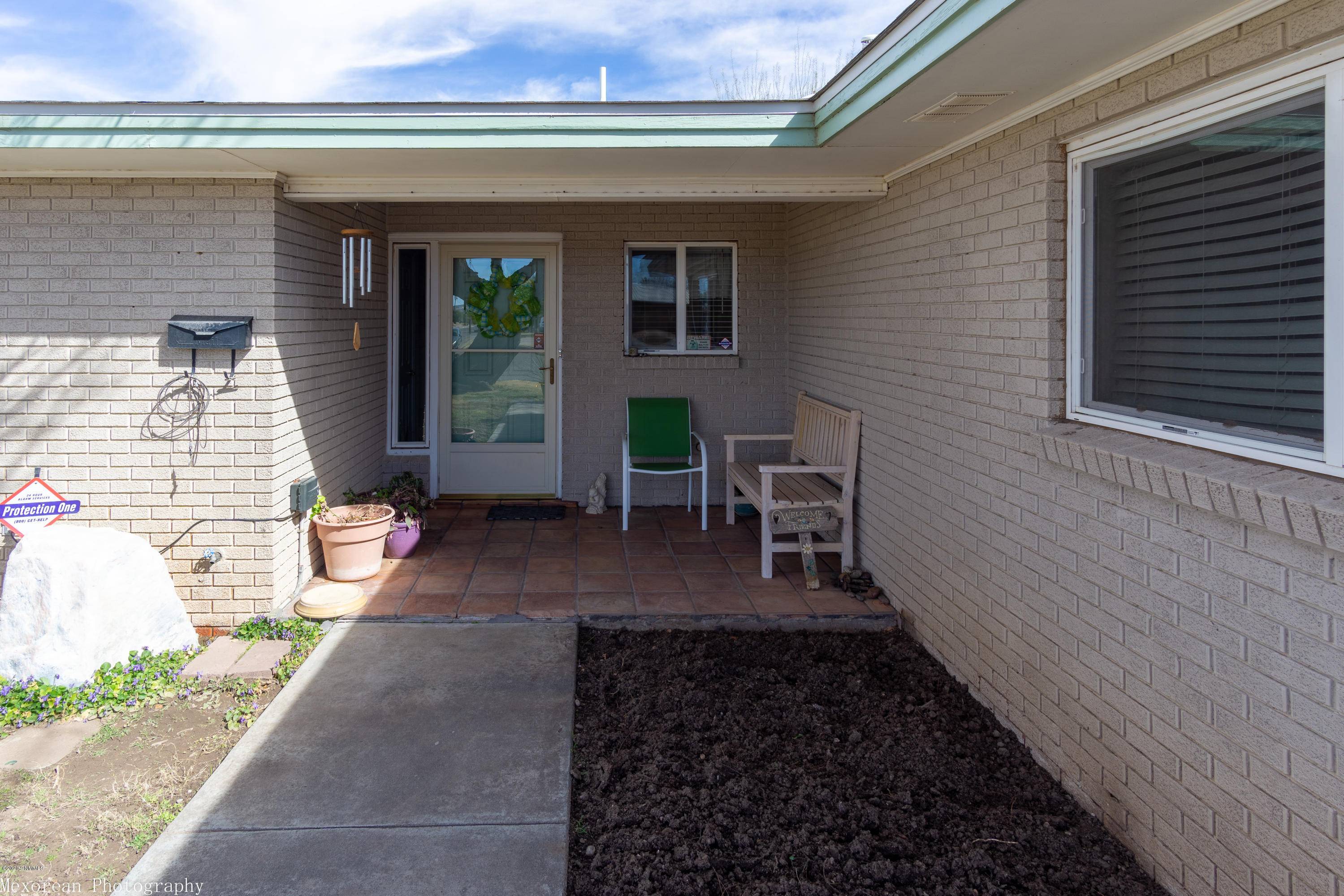 Las Cruces, NM 88005,2280 Rosedale DR