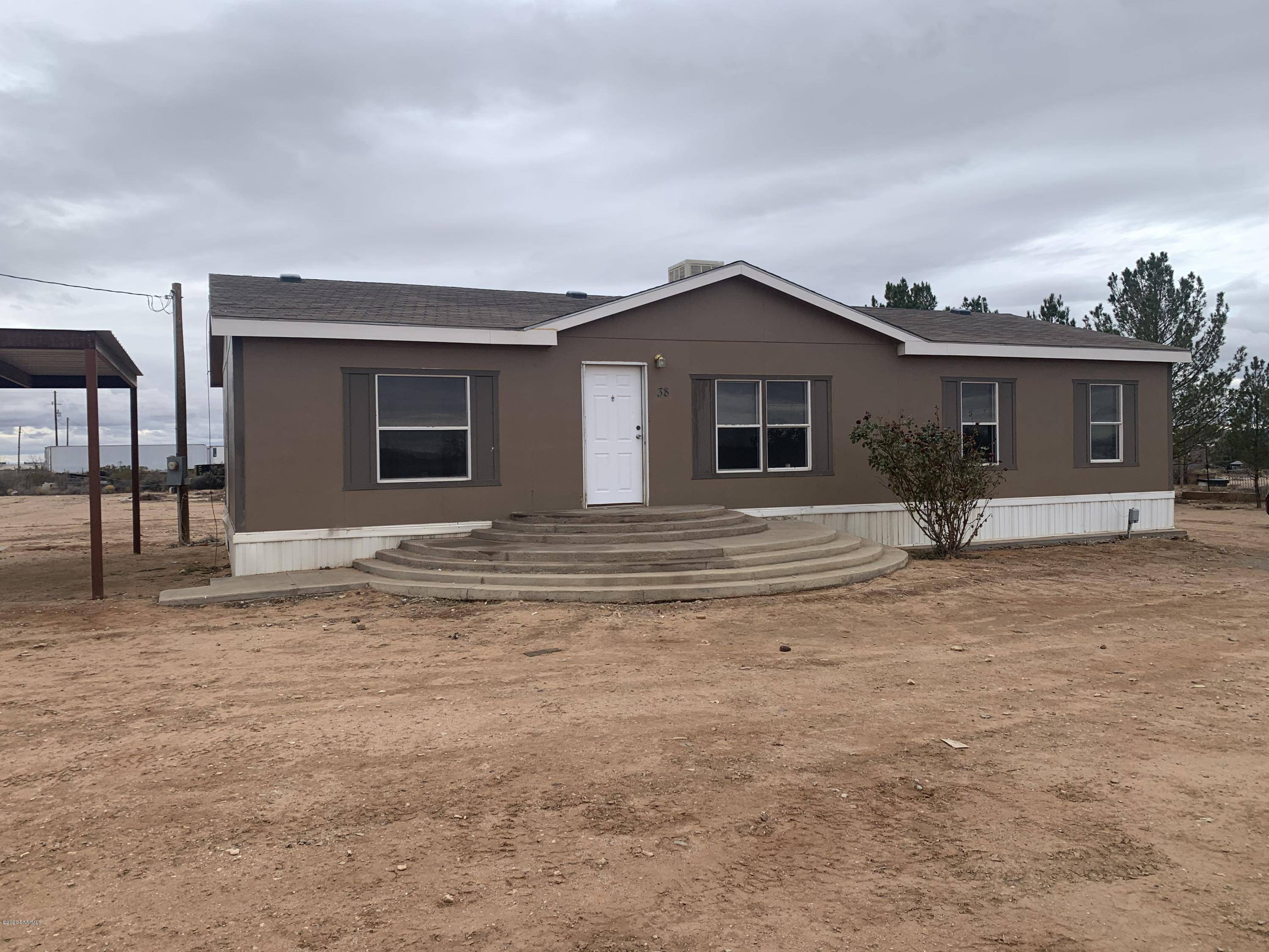 38 Starview AVE, Las Cruces, NM 88012
