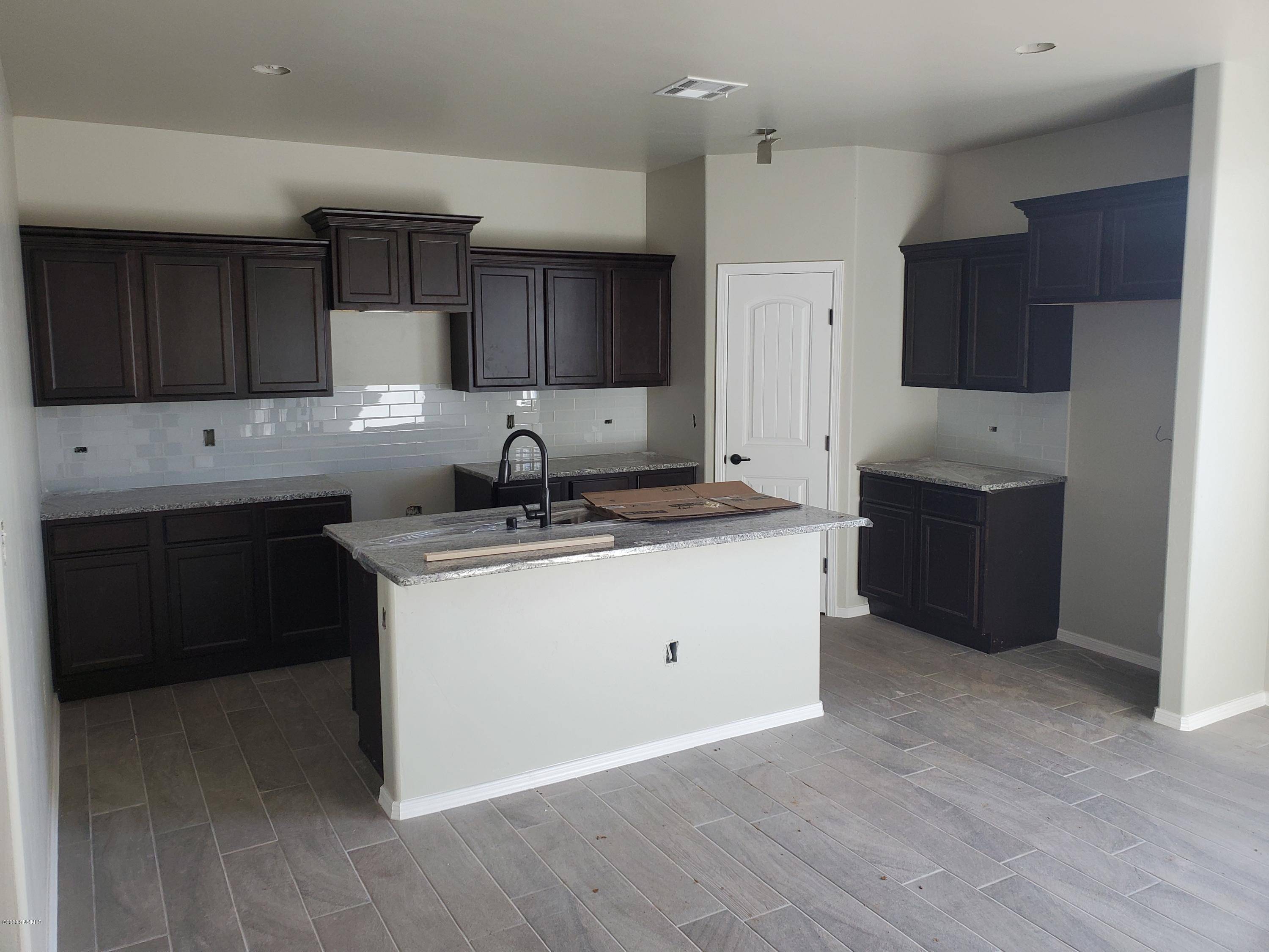 Las Cruces, NM 88012,5909 Big Jim DR