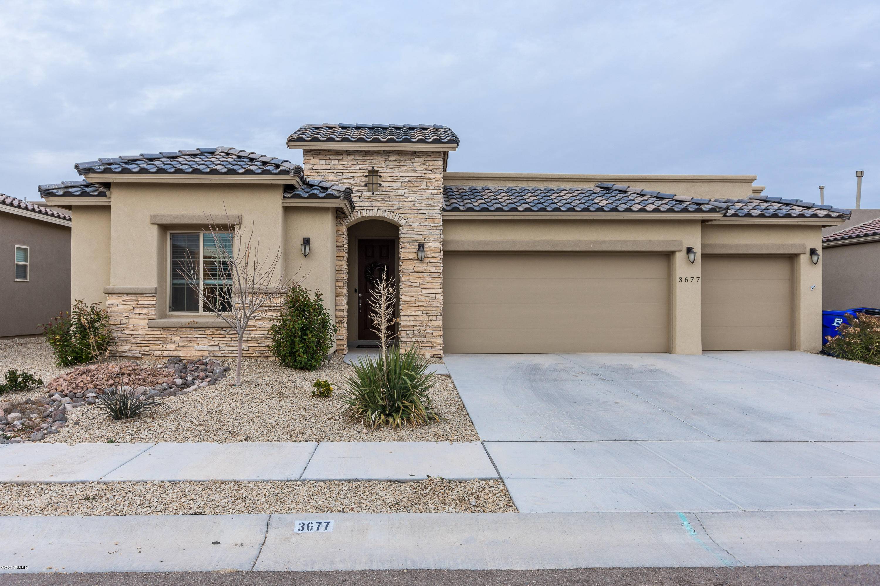 Las Cruces, NM 88012,3677 Lunetta CT
