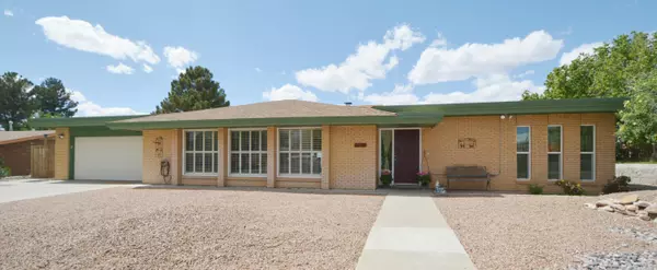 1809 Imperial Ridge RDG, Las Cruces, NM 88011