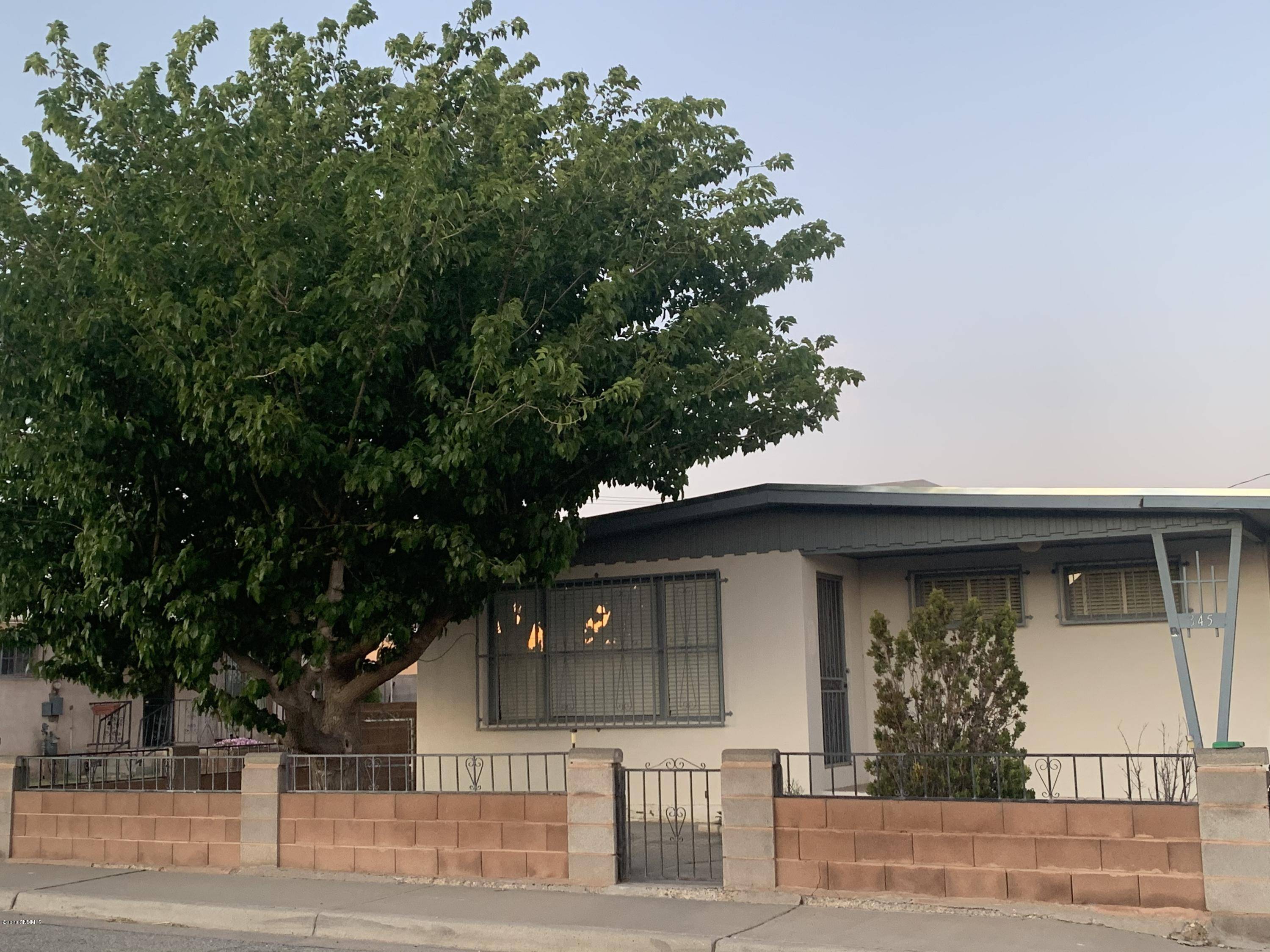 345 S Esperanza ST, Las Cruces, NM 88001