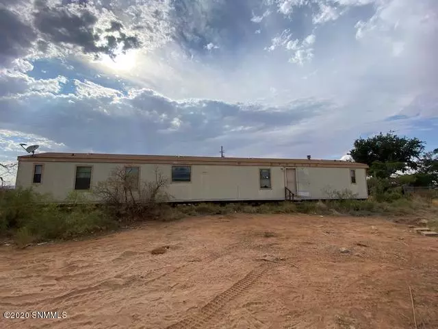 Las Cruces, NM 88012,7787 Moore CIR