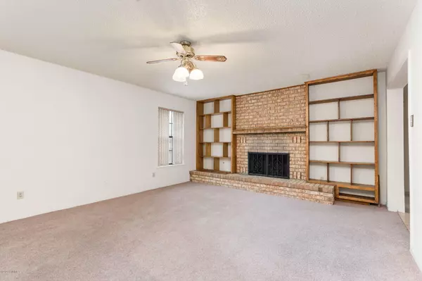 Las Cruces, NM 88005,2044 Turrentine DR