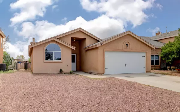 Las Cruces, NM 88007,1311 Fountain LOOP