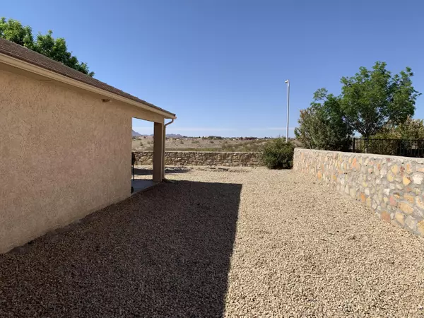 Las Cruces, NM 88011,2556 Tuscan Hills LN