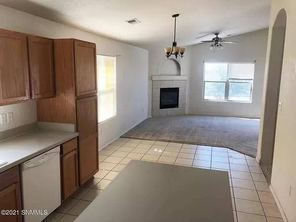 Las Cruces, NM 88011,2457 Silver Sage DR