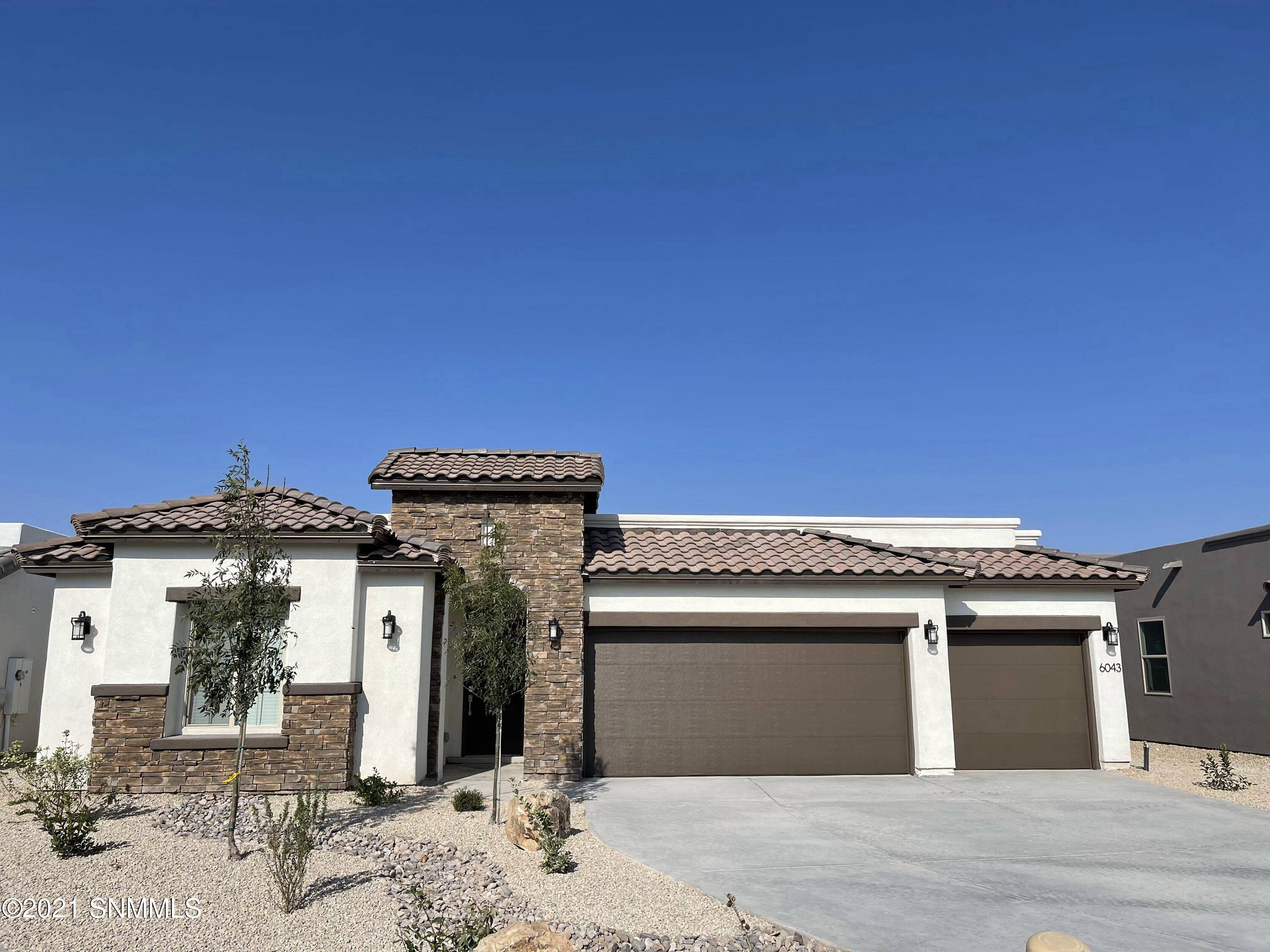 6043 Andromeda LOOP, Las Cruces, NM 88012