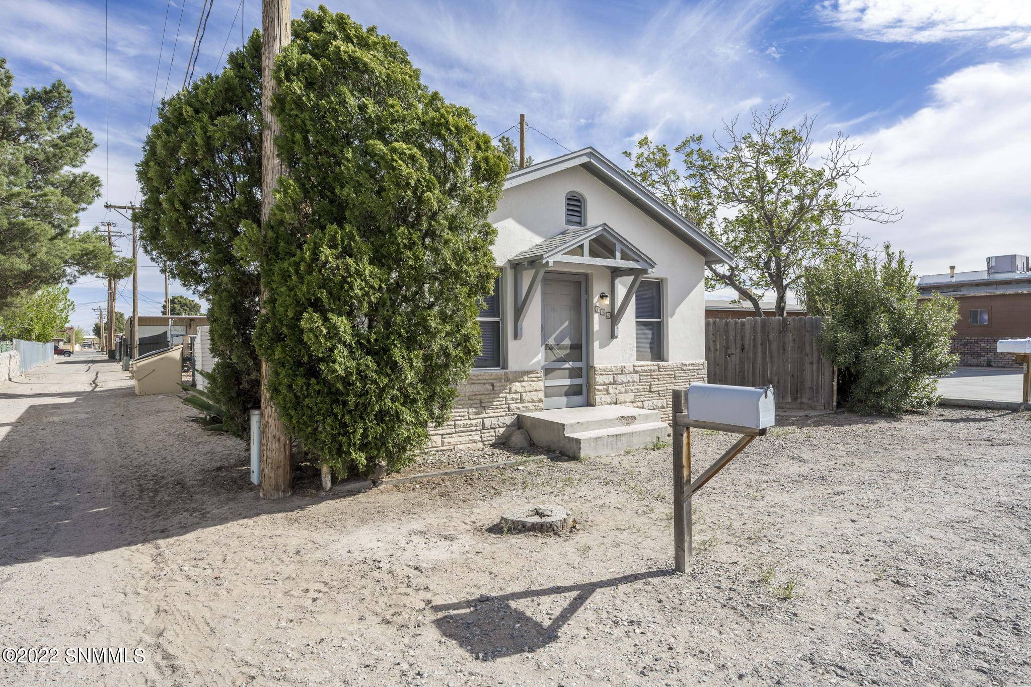 Las Cruces, NM 88005,103 E Bell AVE