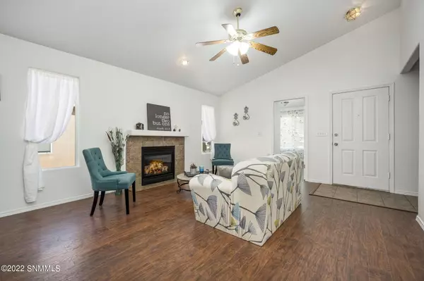 Las Cruces, NM 88012,4899 Calle Bella AVE