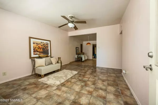 Las Cruces, NM 88001,1010 Maple ST