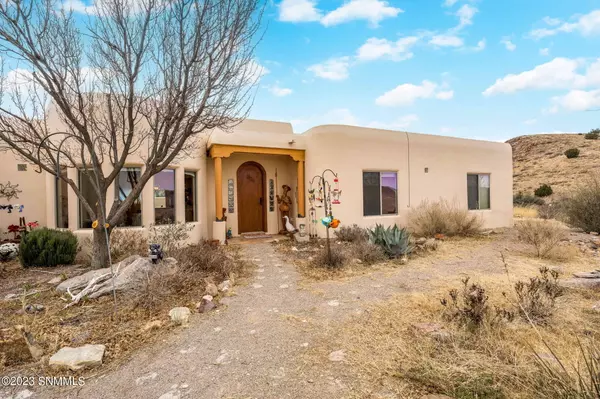 Hillsboro, NM 88042,5 Gila RD