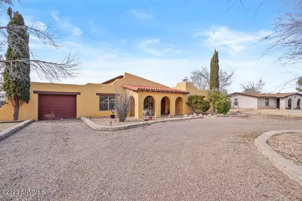 Las Cruces, NM 88007,5060 Meadow CIR