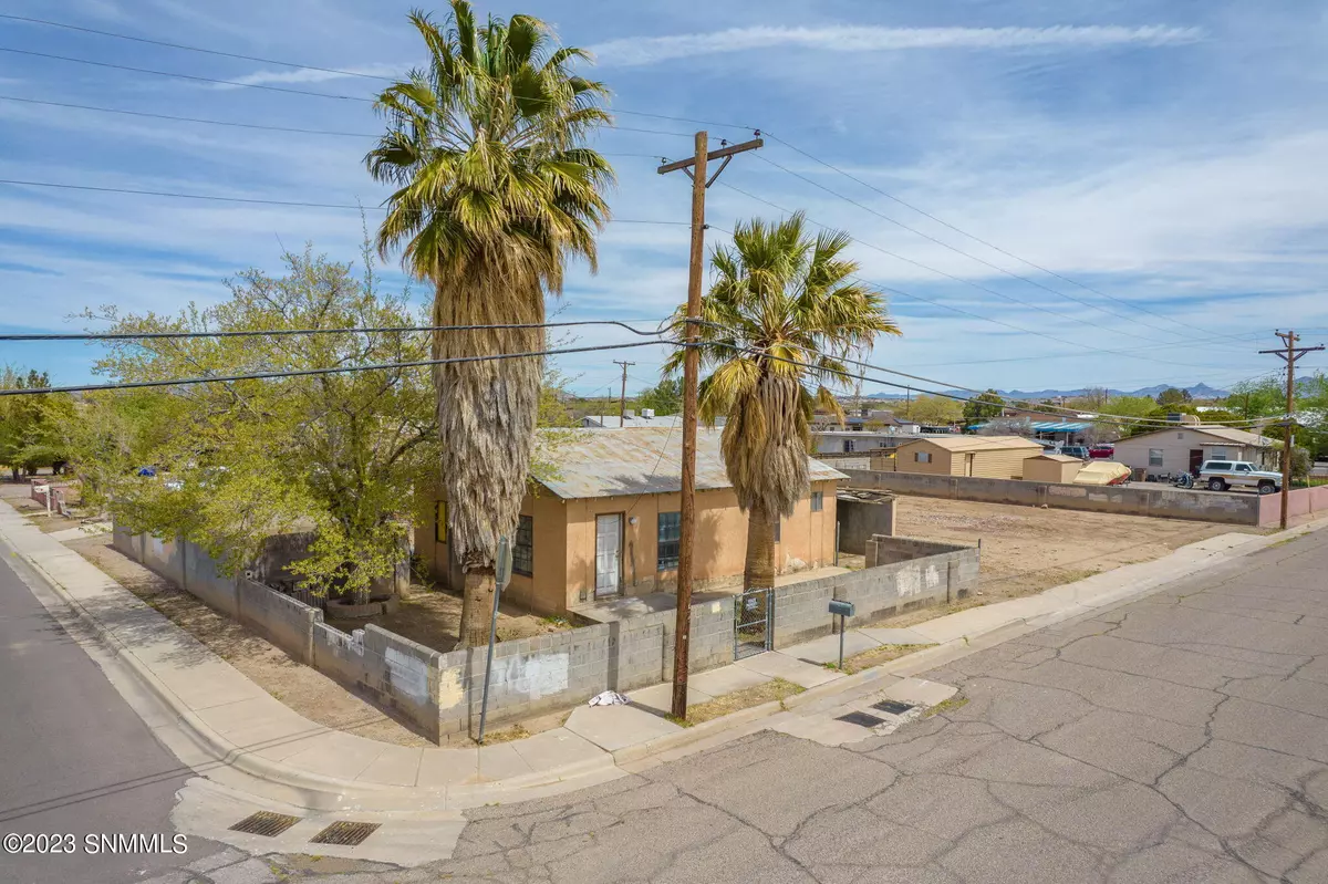 Las Cruces, NM 88005,1080 Davis AVE