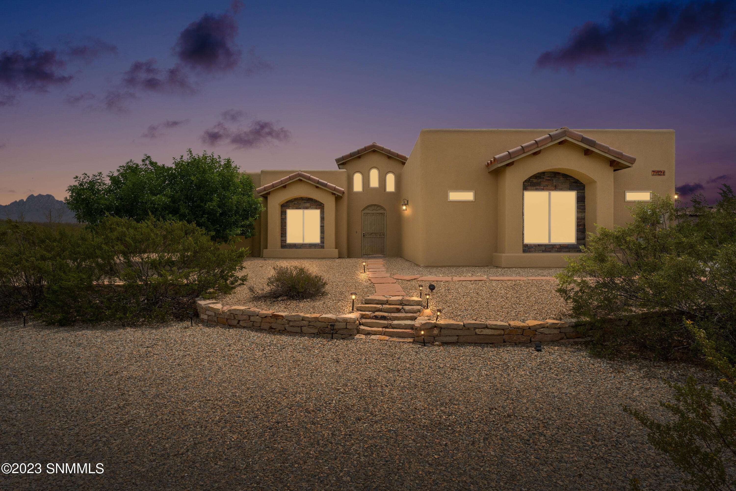 7121 Lake Lucero LOOP, Las Cruces, NM 88011