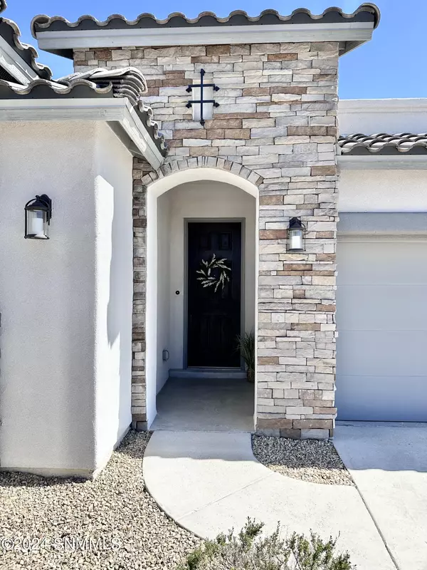 Las Cruces, NM 88012,6014 Catalina ST