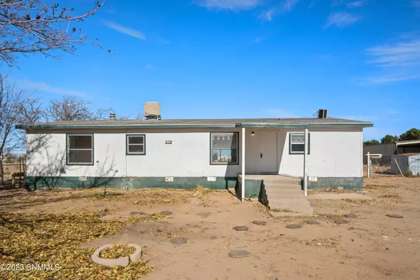 Chaparral, NM 88081,213 Jeanne LN