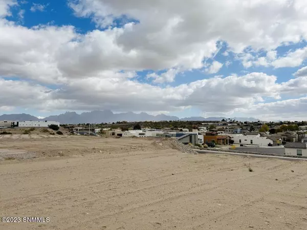 Las Cruces, NM 88011,2826 Kuehne LN