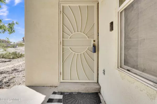 Las Cruces, NM 88011,951 Roadrunner CIR