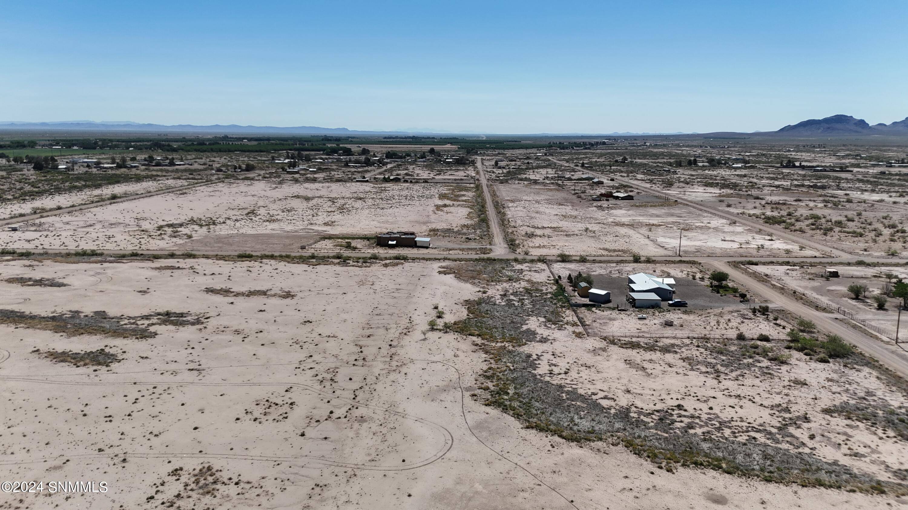 Deming, NM 88030,TBD El Portal Rd SE #Block 3 Lot 9