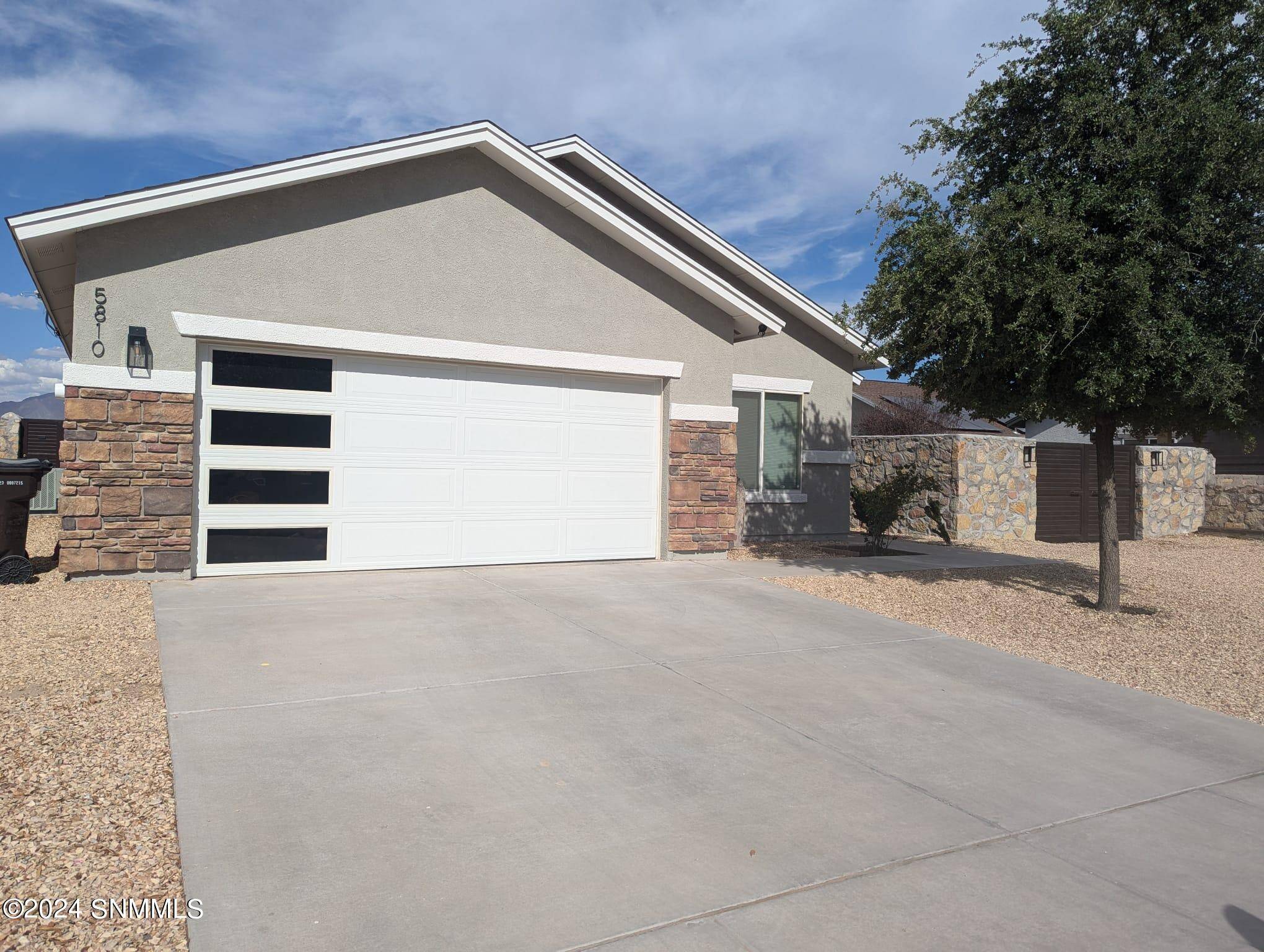 5810 Elizabeth ST, Santa Teresa, NM 88008