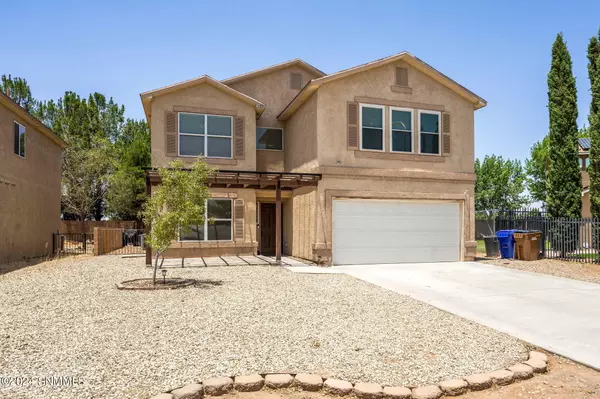 Las Cruces, NM 88005,2087 Briarwood LN