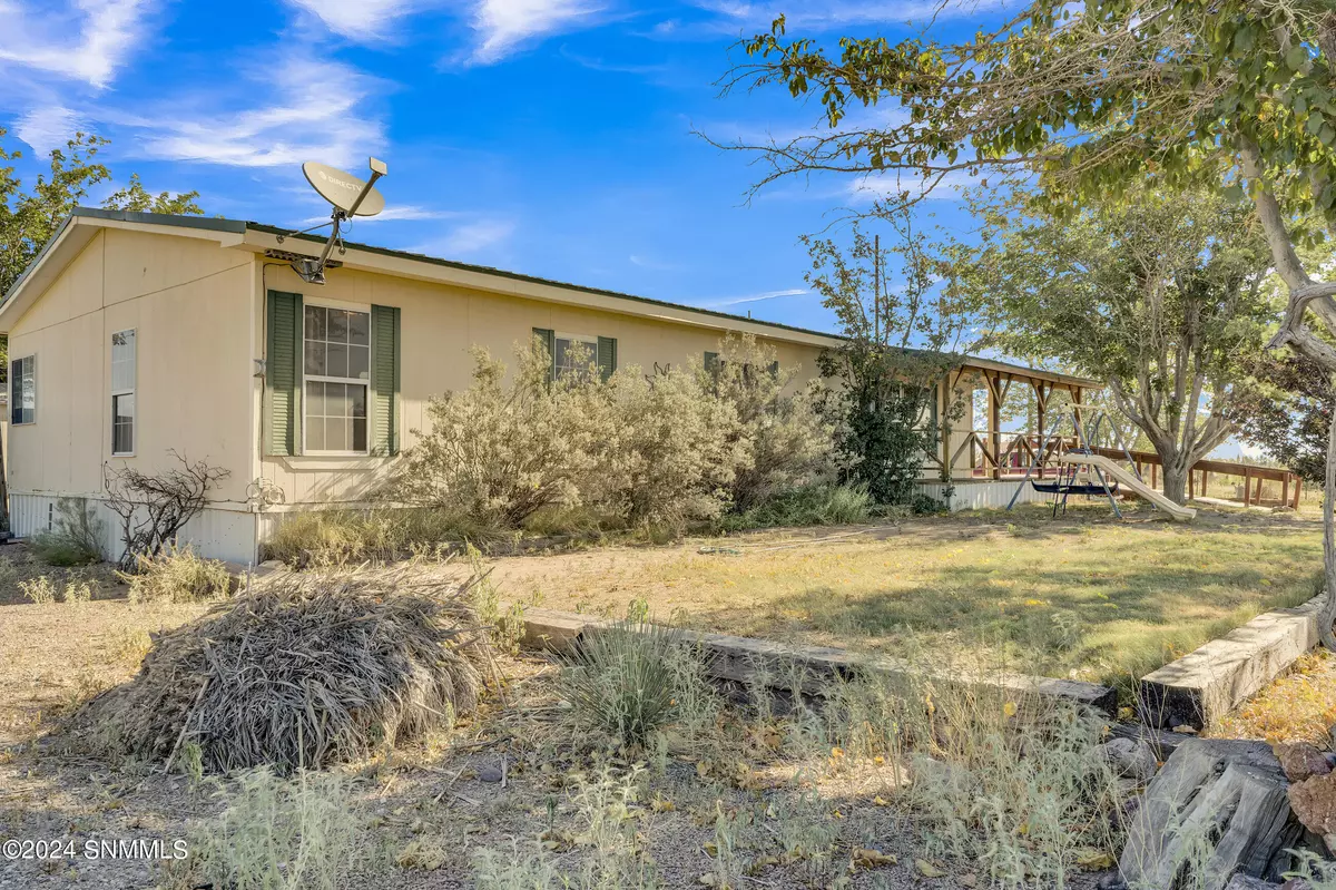 Deming, NM 88030,3510 SW Lucca RD