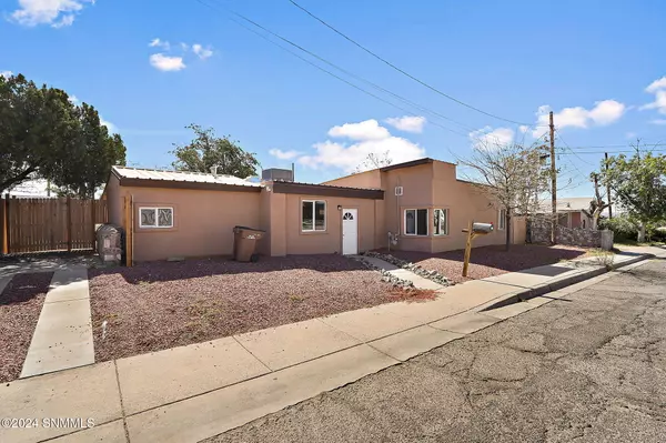 Las Cruces, NM 88001,428 Fir AVE