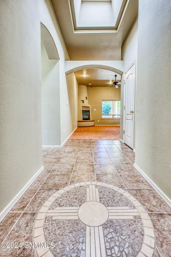 Las Cruces, NM 88012,4582 Ladder CT