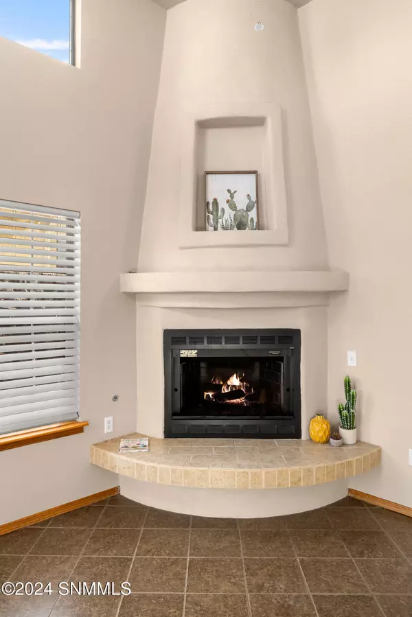 Las Cruces, NM 88012,2177 Virginia Pine PL