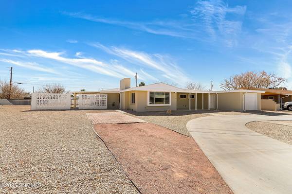 123 Harvard DR, Las Cruces, NM 88005