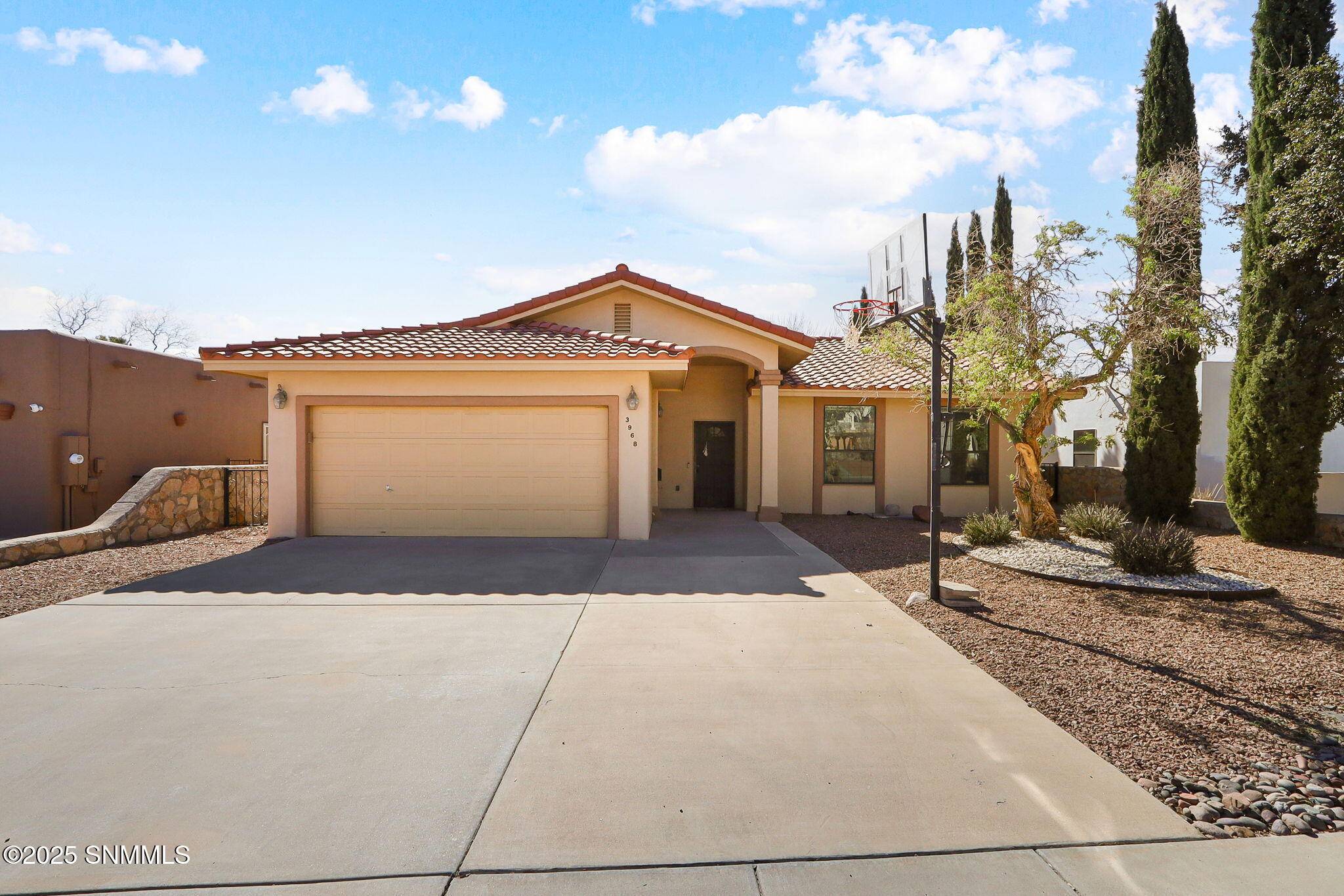 3968 Tiger Woods DR, Las Cruces, NM 88011