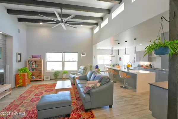 Las Cruces, NM 88007,8275 Pissarro DR