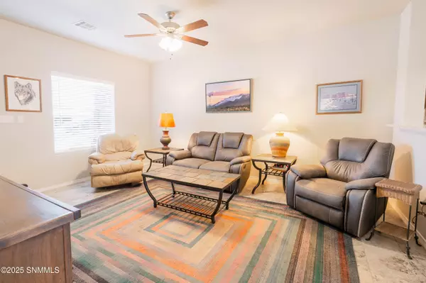 Las Cruces, NM 88007,3039 La Union CT