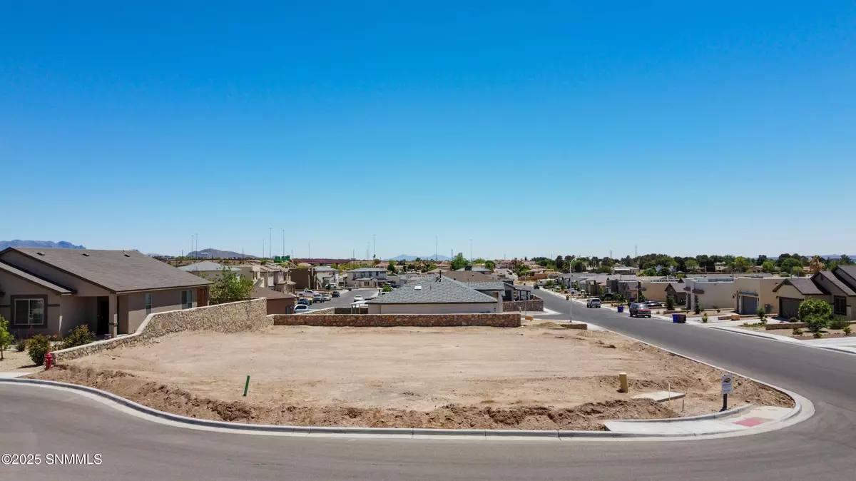 Las Cruces, NM 88005,1458 Lenox AVE