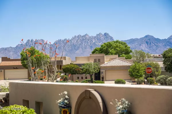 Las Cruces, NM 88011,1721 Stone Mountain LN